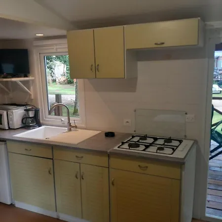 Mobil-home Avec Climatisation - 4 Pers. - Api-1-52-2539 مكان تخييم