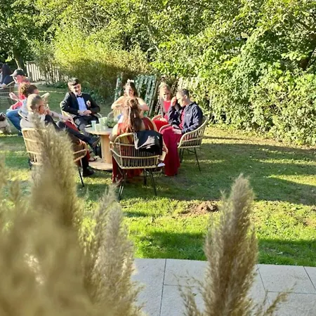 مكان تخييم Mobil-home Avec Climatisation - 4 Pers. - Api-1-52-2539 *